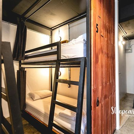 Banana Hostel Donmuang Бангкок Экстерьер фото