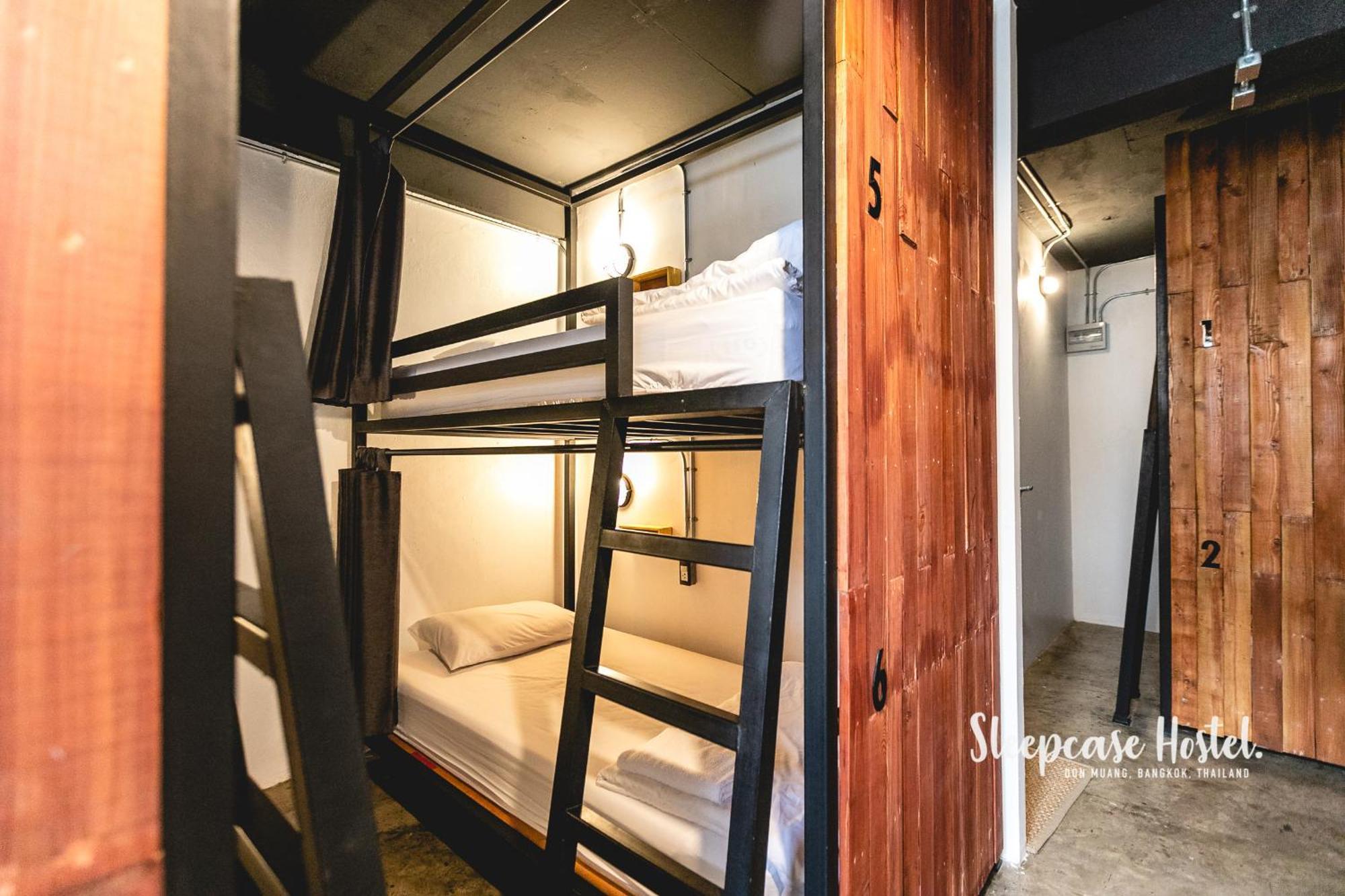 Banana Hostel Donmuang Бангкок Экстерьер фото